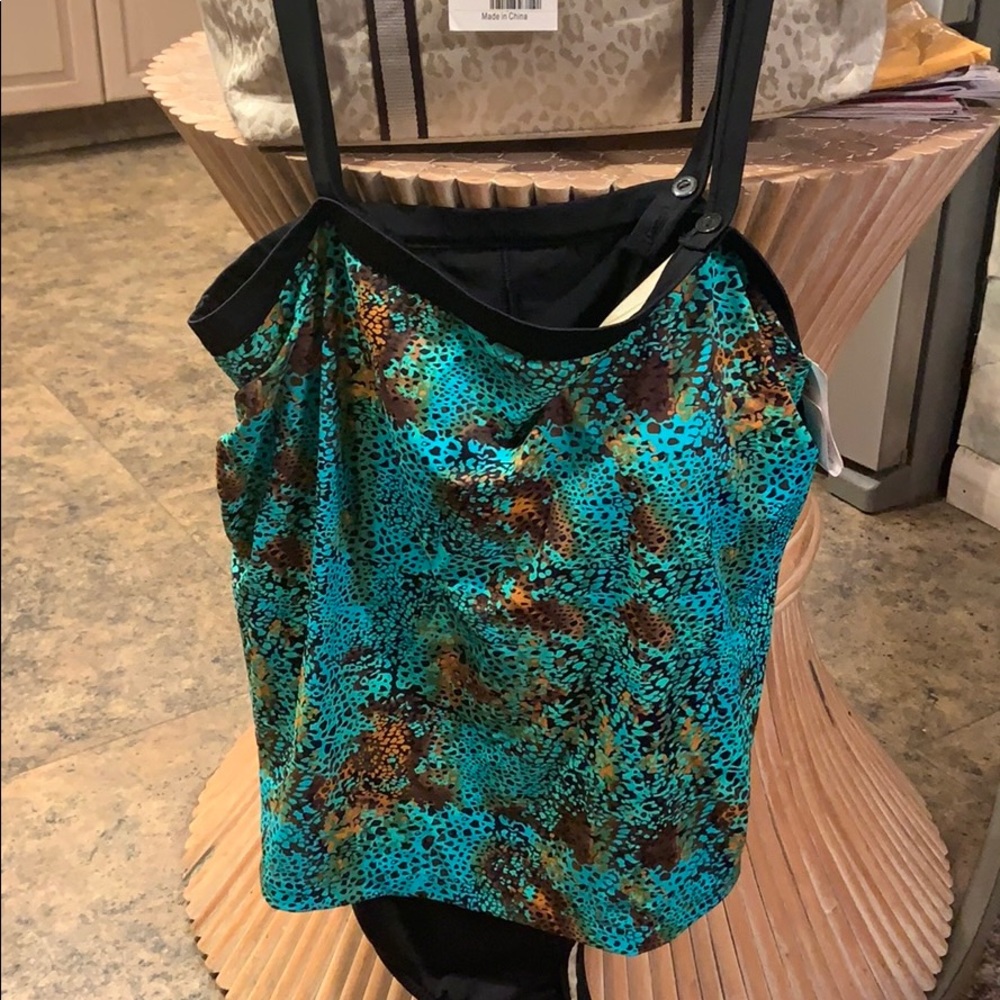 COPY - Brand New Rise Mare Reed 22W plus size swi…